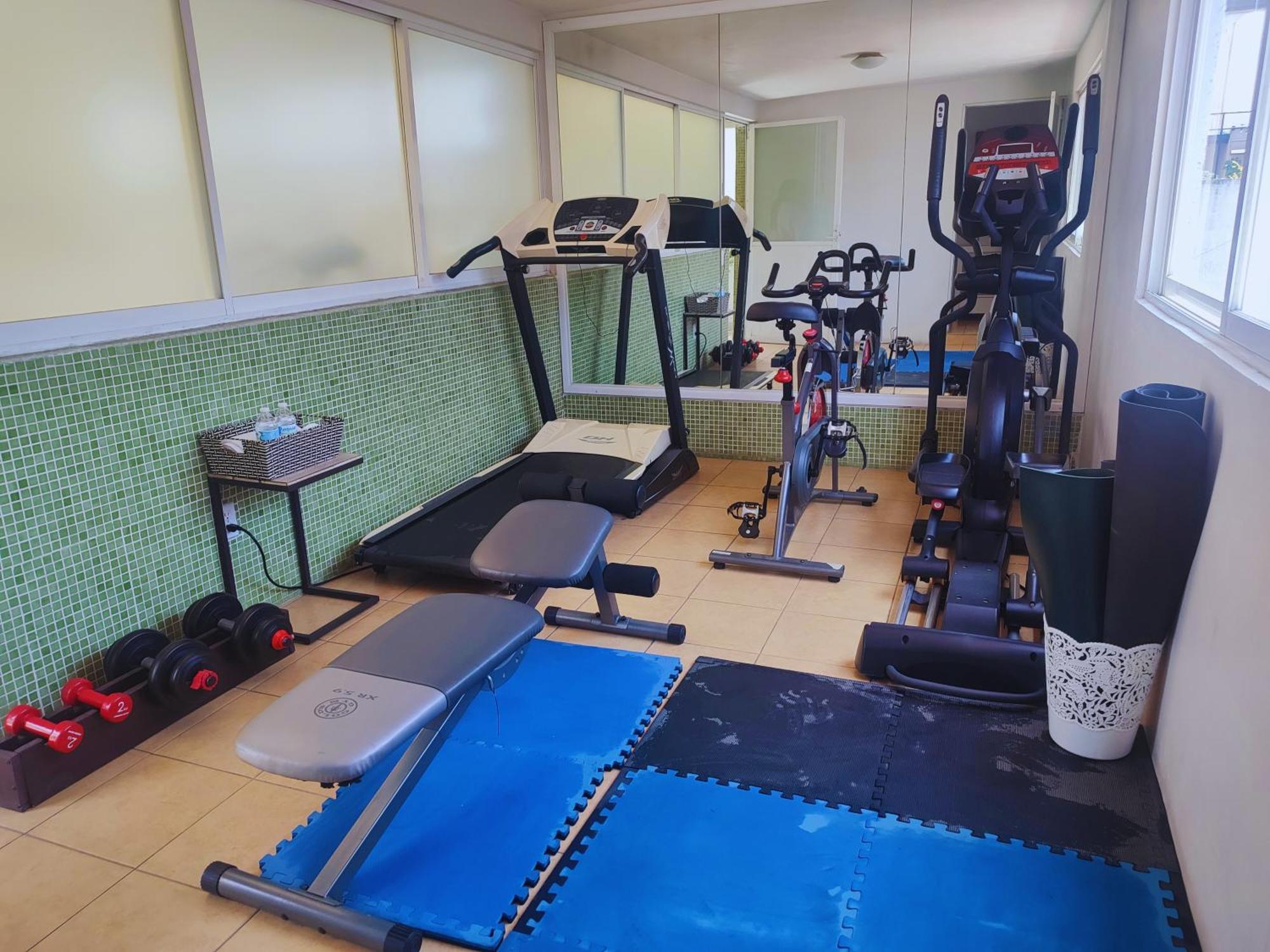 Lombardo Suites Мехико Экстерьер фото